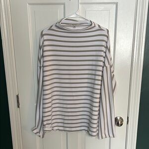 Cable & Gauge White and Tan Striped Long Sleeve Top